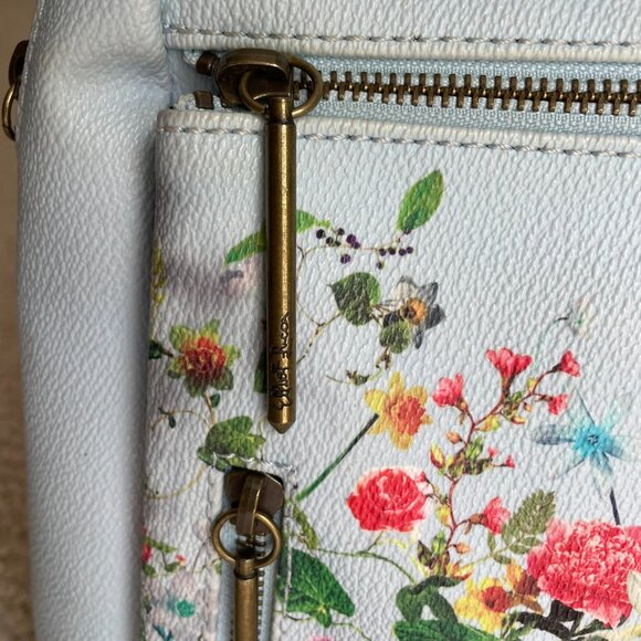 Elliott Lucca Light Blue Floral backpack display picture 1
